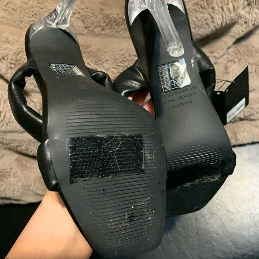 Forever 21 Black Heels with Silver Stiletto - Picture 5 of 5